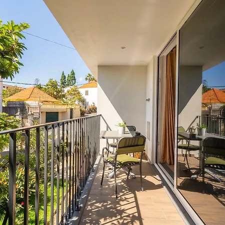 Flh Quintinha Rocha Apartment *